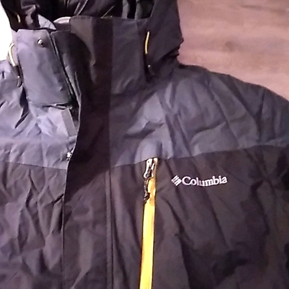 Men's Columbia winter jacket - Picture 2 of 3